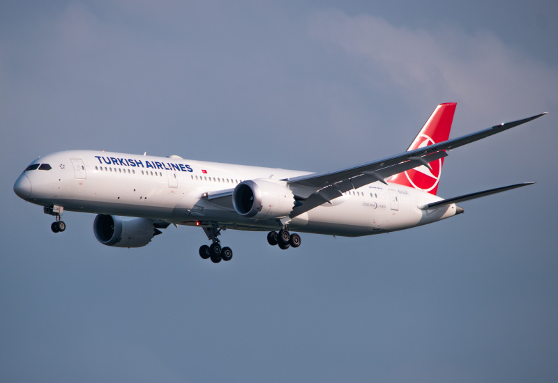Photo of TC-LLO - Turkish Airlines Boeing 787-9 at SIN on AeroXplorer Aviation Database