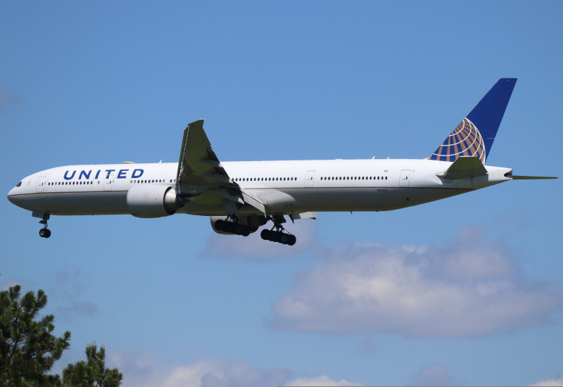 Photo of N2136U - United Airlines Boeing 777-300ER at IAD on AeroXplorer Aviation Database