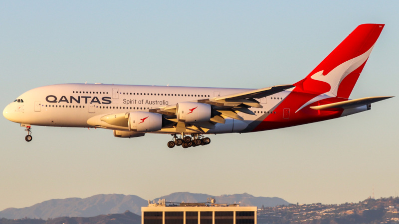 Photo of VH-OQB - Qantas Airways Airbus A380-800 at LAX on AeroXplorer Aviation Database