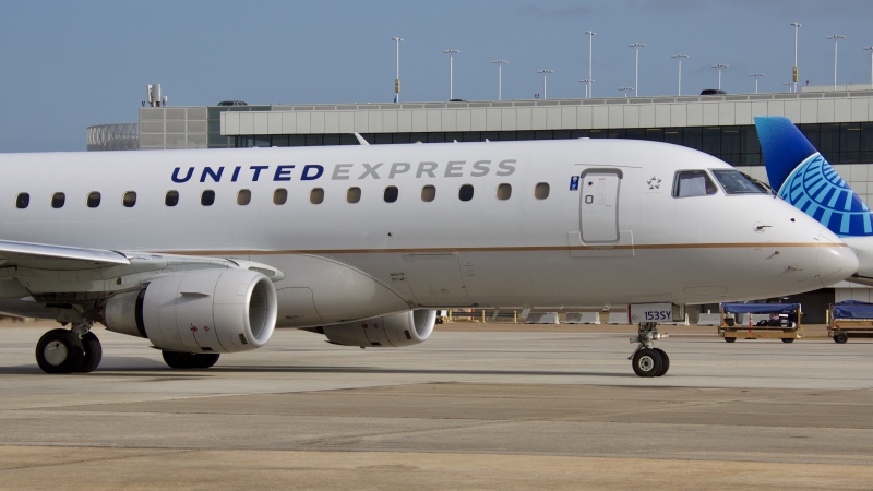 Photo of N153SY - United Express Embraer E170 at IAH on AeroXplorer Aviation Database