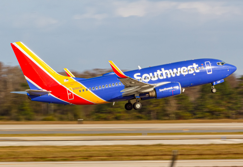 Photo of N7867A - Southwest Airlines Boeing 737-700 at MCO on AeroXplorer Aviation Database