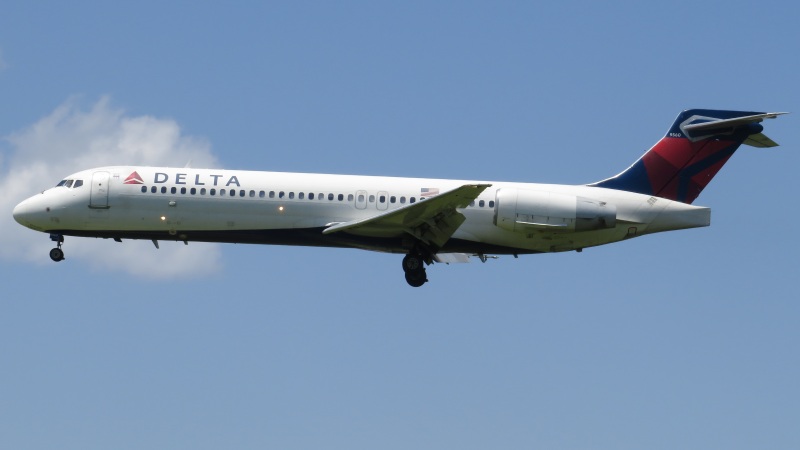 Photo of N983AT - Delta Airlines Boeing 717-200 at DAB on AeroXplorer Aviation Database