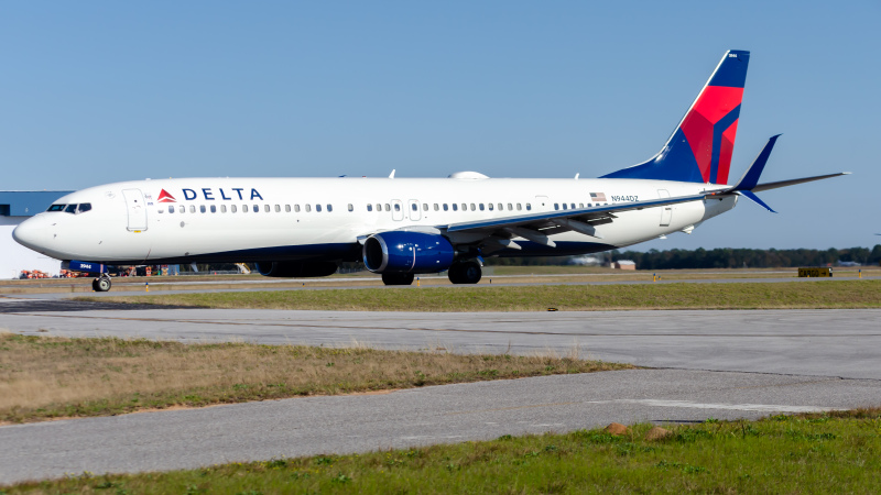 Photo of N944DZ - Delta Airlines Boeing 737-900ER at PNS on AeroXplorer Aviation Database
