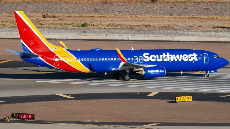 Photo of N8609A - Southwest Airlines Boeing 737-800 at PHX on AeroXplorer Aviation Database