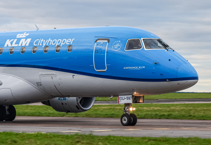 Photo of PH-EXJ - KLM Cityhopper Embraer E170 at NWI on AeroXplorer Aviation Database