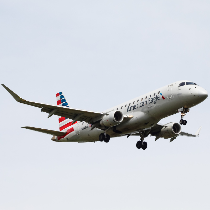 Photo of N447YX - American Eagle Embraer E175LR at DCA on AeroXplorer Aviation Database