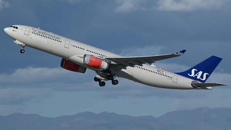 Photo of LN-RKR - Scandinavian Airlines Airbus A330-300 at KLAX on AeroXplorer Aviation Database