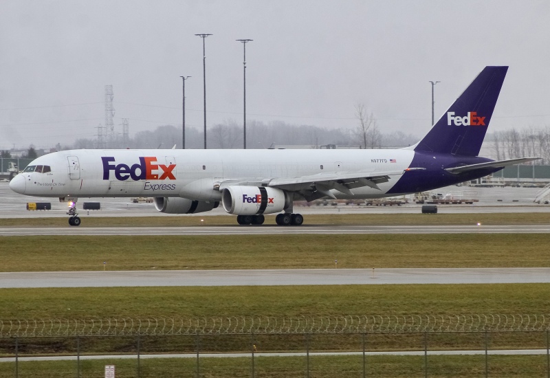 Photo of N977FD - FedEx Boeing 757-200F at IND on AeroXplorer Aviation Database