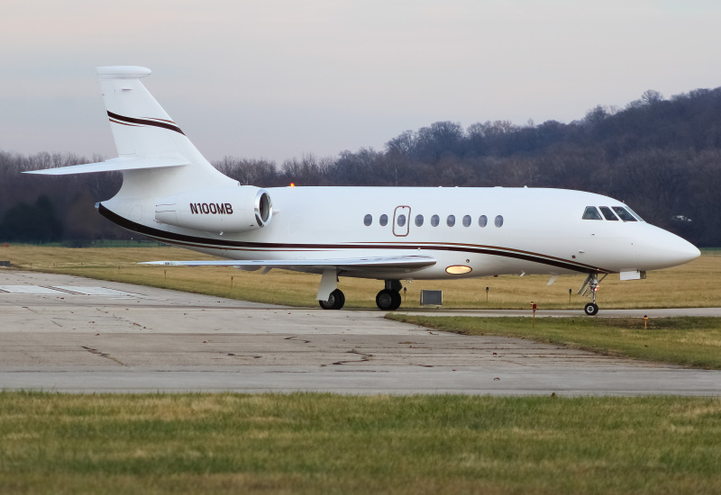 Photo of N100MB - PRIVATE  Dassault Falcon 2000EX at LUK on AeroXplorer Aviation Database