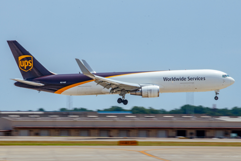 Photo of N314UP - United Parcel Service Boeing 767-300F at SDF on AeroXplorer Aviation Database