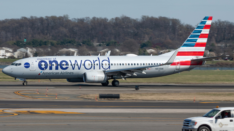 Photo of N838NN - American Airlines Boeing 737-800 at DCA on AeroXplorer Aviation Database