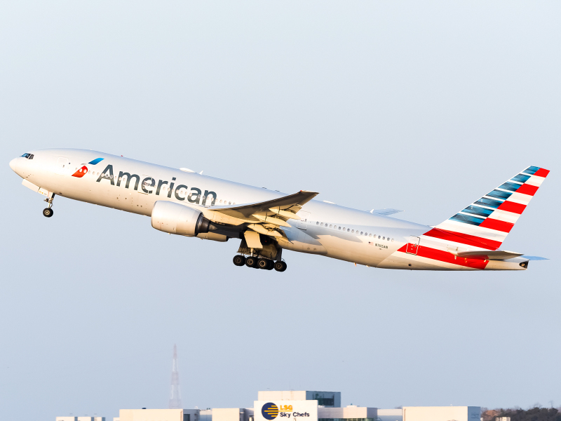 Photo of N765AN - American Airlines Boeing 777-200ER at ICN on AeroXplorer Aviation Database