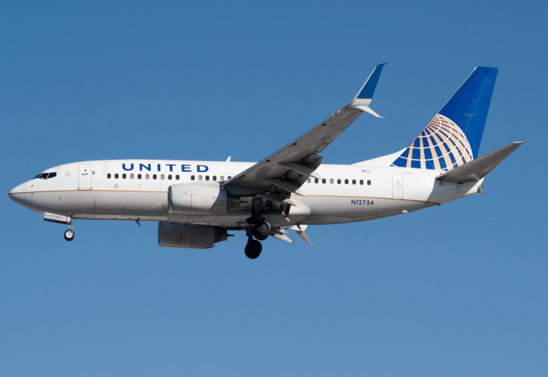 Photo of N12754 - United Airlines Boeing 737-700 at MEX on AeroXplorer Aviation Database