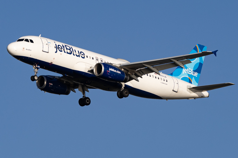Photo of N659JB - JetBlue Airways Airbus A320 at TPA on AeroXplorer Aviation Database