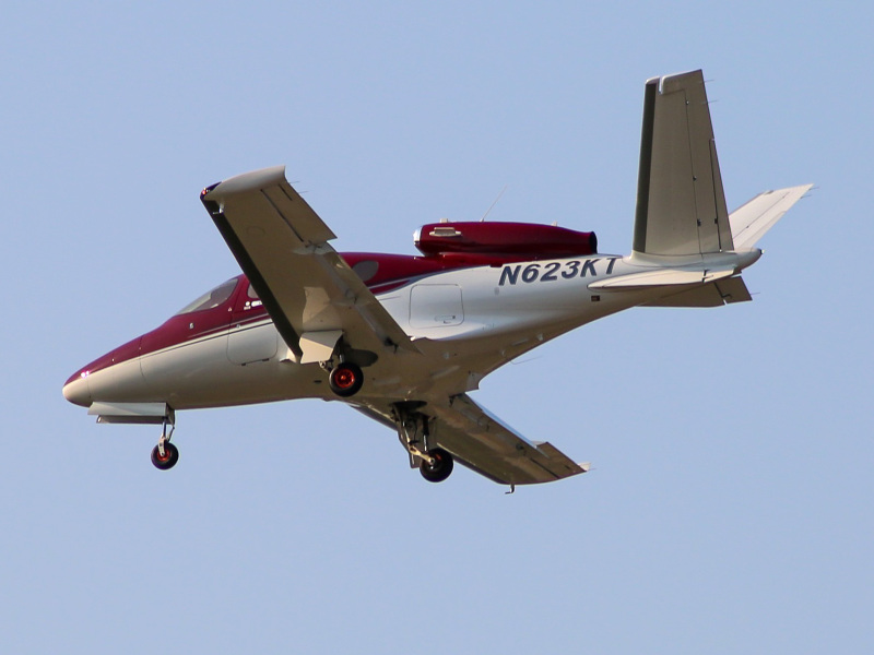 Photo of N623KT - PRIVATE Cirrus SF-50 Vision at BWI on AeroXplorer Aviation Database