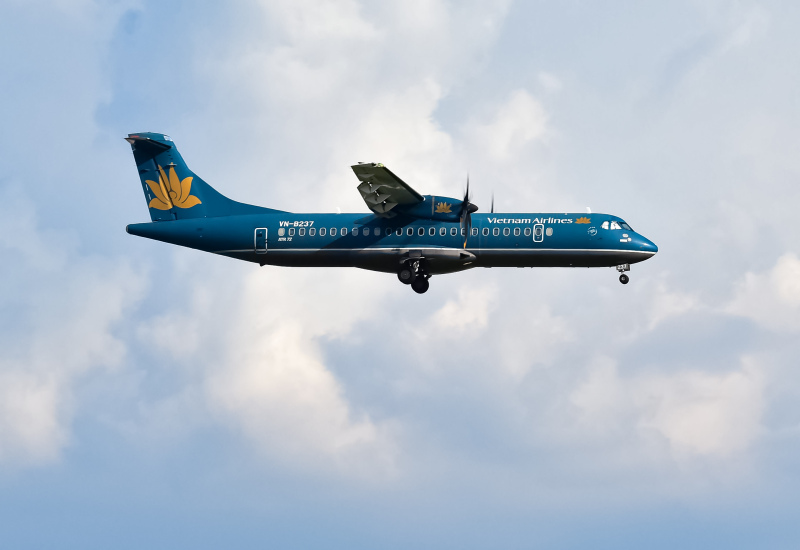 Photo of VN-B237 - Vietnam Airlines ATR 72-500 at SGN on AeroXplorer Aviation Database