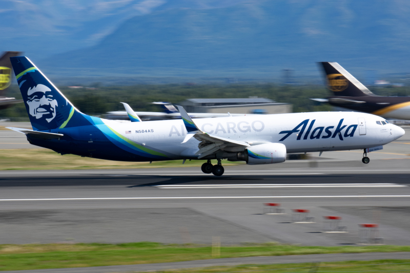 Photo of N584AS - Alaska Air Cargo Boeing 737-800 at ANC on AeroXplorer Aviation Database