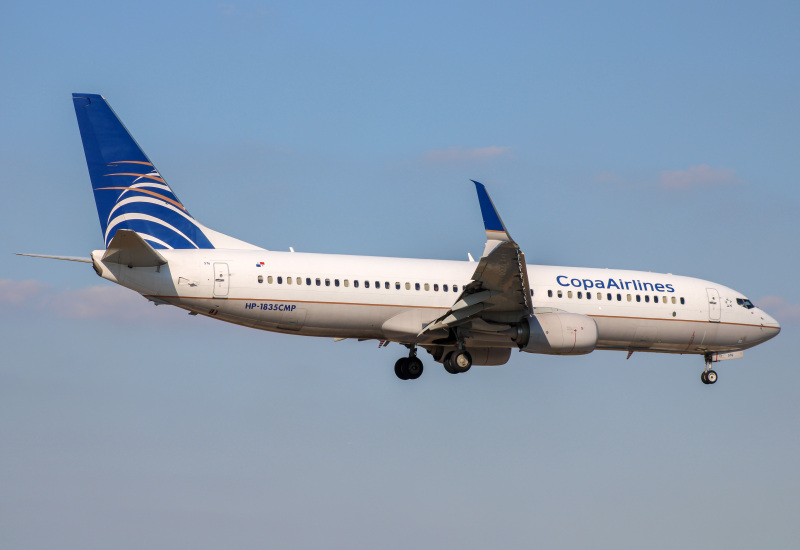 Photo of HP-1835CMP - Copa Airlines Boeing 737-800 at MIA on AeroXplorer Aviation Database