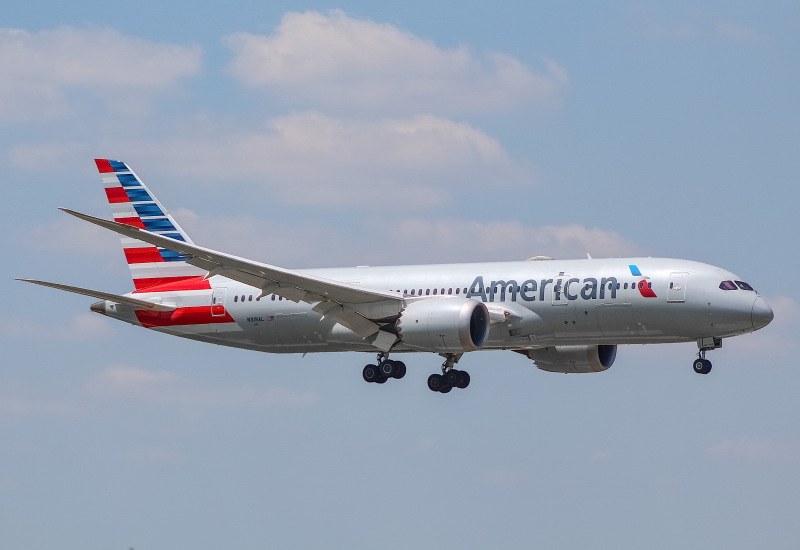 Photo of N818AL - American Airlines Boeing 787-8 at ORD on AeroXplorer Aviation Database