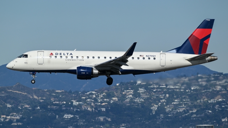 Photo of N279SY - Delta Connection Embraer E175 at LAX on AeroXplorer Aviation Database