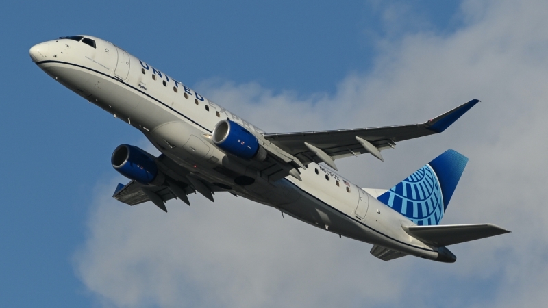 Photo of N609UX - United Express Embraer E175 at LAX on AeroXplorer Aviation Database