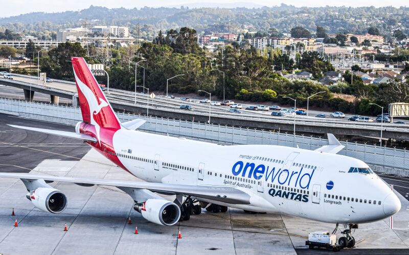 Photo of VH-OEF - Qantas Airways Boeing 747-400 at SFO on AeroXplorer Aviation Database