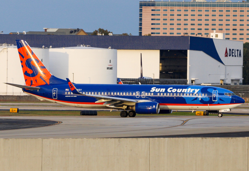 Photo of N804SY - Sun Country Airlines Boeing 737-800 at ATL on AeroXplorer Aviation Database