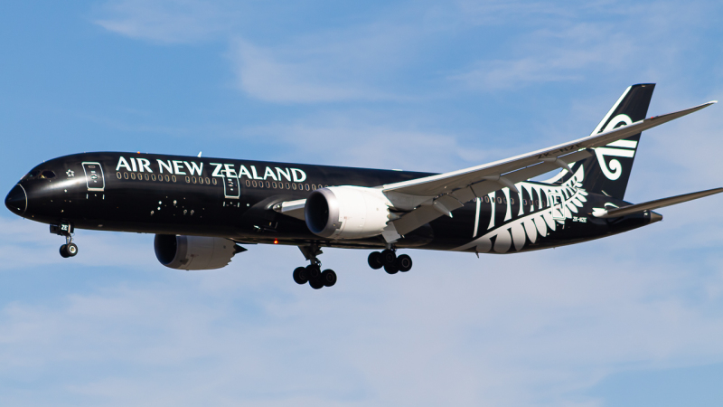 Photo of ZK-NZE - Air New Zealand Boeing 787-9 at LAX on AeroXplorer Aviation Database