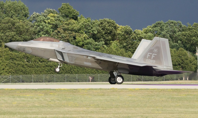 Photo of 05-4089 - USAF - United States Air Force Lockheed Martin F-22 Raptor at OSH on AeroXplorer Aviation Database