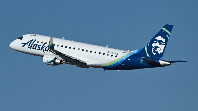 Photo of N659QX - Alaska Airlines Embraer E175 at RNO on AeroXplorer Aviation Database