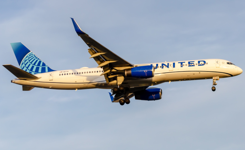 Photo of N57III - United Airlines Boeing 757-200 at EWR on AeroXplorer Aviation Database