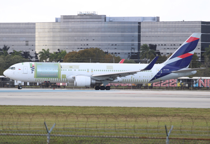 Photo of CC-CXD - LATAM Cargo Boeing 767-300ER at MIA on AeroXplorer Aviation Database