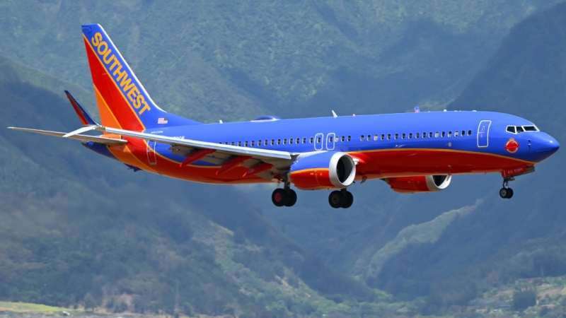 Photo of N872CB - Southwest Airlines Boeing 737 MAX 8 at OGG on AeroXplorer Aviation Database