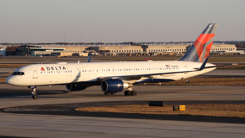 Photo of N900PC - Delta Airlines Boeing 757-200 at ATL on AeroXplorer Aviation Database