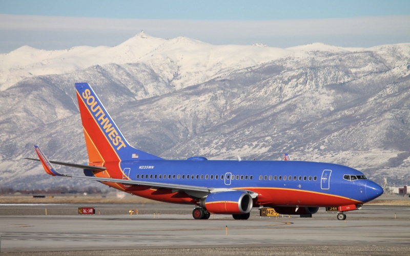 Photo of N235WN - Southwest Airlines Boeing 737-700 at SLC on AeroXplorer Aviation Database