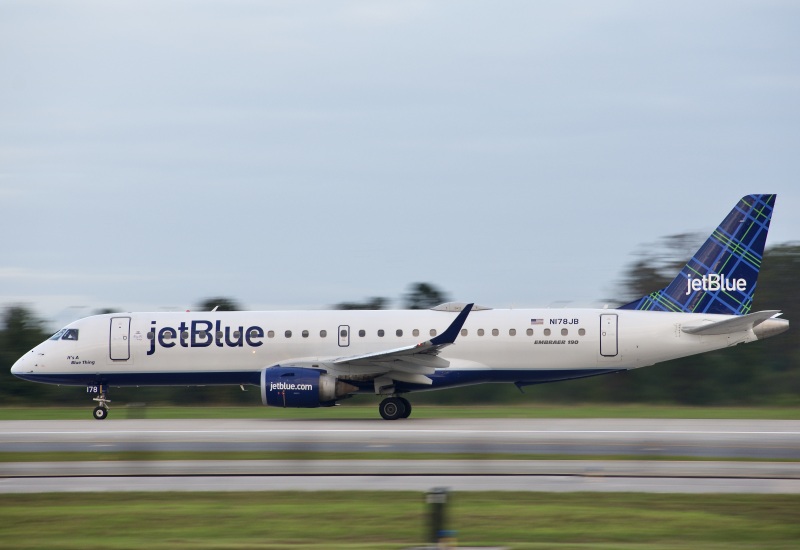 Photo of N178JB - JetBlue Airways Embraer E190 at MCO on AeroXplorer Aviation Database