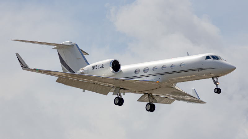 Photo of N132JE - PRIVATE Gulfstream IV at MIA on AeroXplorer Aviation Database