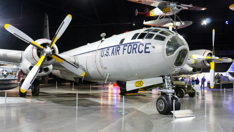 Photo of N/A - USAF - United States Air Force Boeing WB-50D Superfortress at FFO on AeroXplorer Aviation Database
