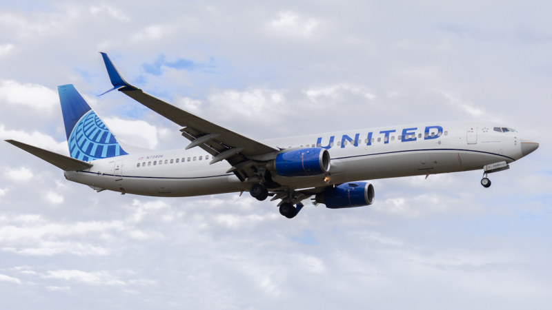 Photo of N73406 - United Airlines Boeing 737-900 at TPA on AeroXplorer Aviation Database
