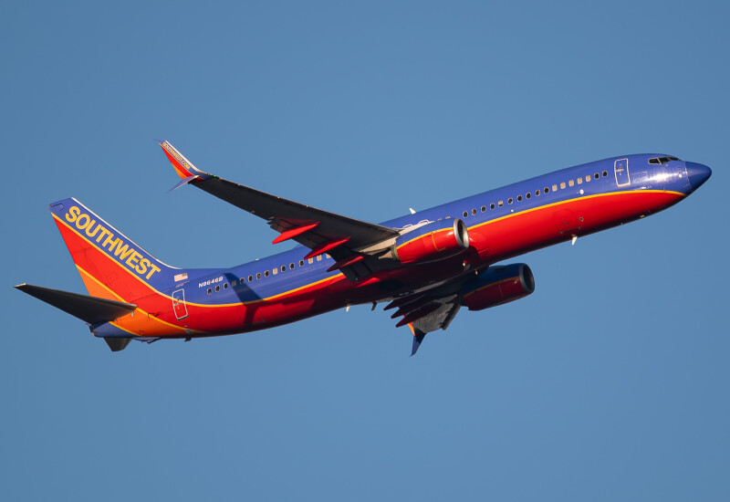 Photo of N8646B - Southwest Airlines Boeing 737-800 at MCO on AeroXplorer Aviation Database