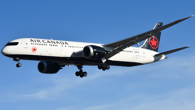 Photo of c-frsr - Air Canada Boeing 787-8 at yyz on AeroXplorer Aviation Database
