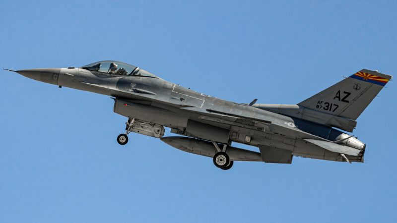 Photo of 87-0317 - USAF - United States Air Force General Dynamics F-16 Fighting Falcon at BOI on AeroXplorer Aviation Database