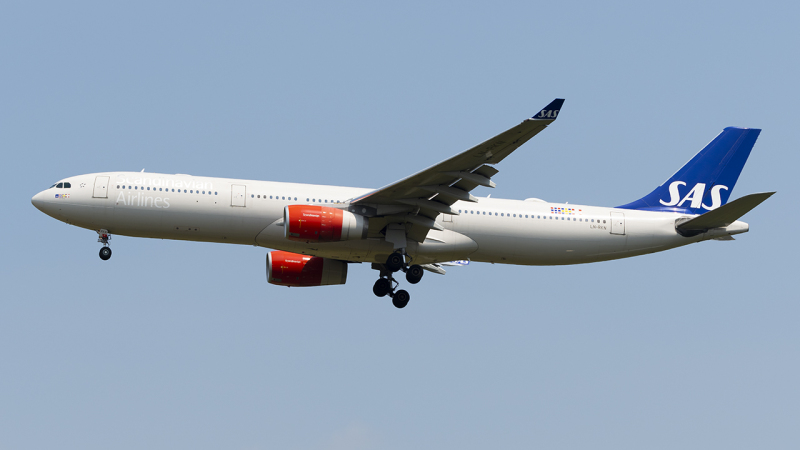 Photo of LN-RKN - Scandinavian Airlines Airbus A330-300 at IAD on AeroXplorer Aviation Database
