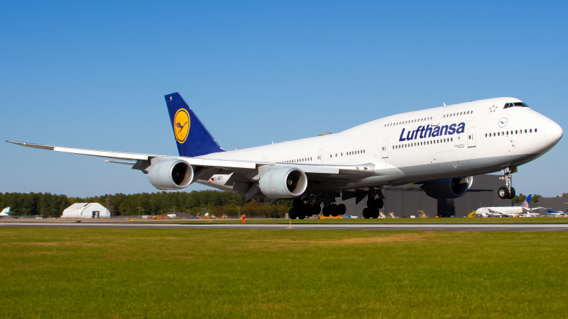 Photo of D-ABYI - Lufthansa Boeing 747-8i at IAD on AeroXplorer Aviation Database