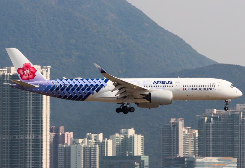 Photo of B-18918 - China Airlines Airbus A350-900 at HKG on AeroXplorer Aviation Database