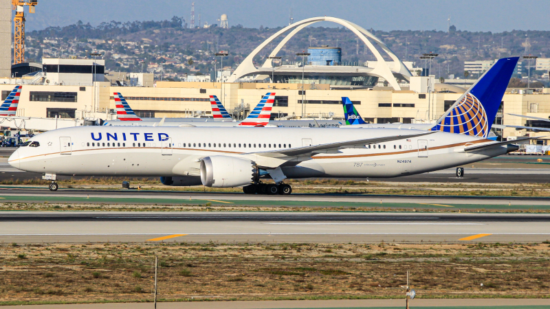 Photo of N24974 - United Airlines Boeing 787-9 at LAX on AeroXplorer Aviation Database
