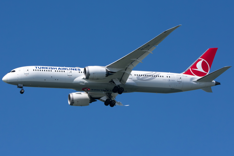 Photo of TC-LLD - Turkish Airlines Boeing 787-9 at SFO on AeroXplorer Aviation Database