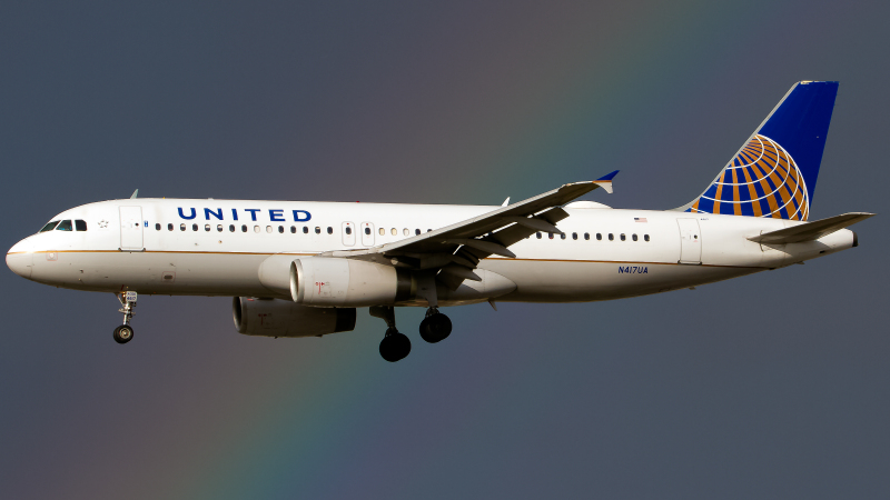 Photo of N417UA - United Airlines Airbus A320 at LAX on AeroXplorer Aviation Database