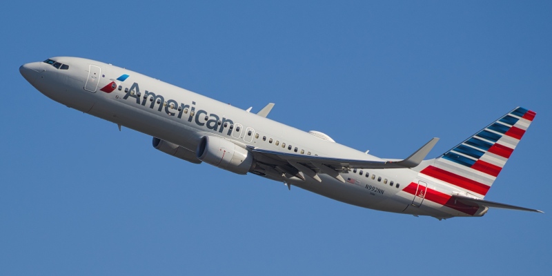 Photo of N992NN - American Airlines Boeing 737-800 at DCA on AeroXplorer Aviation Database