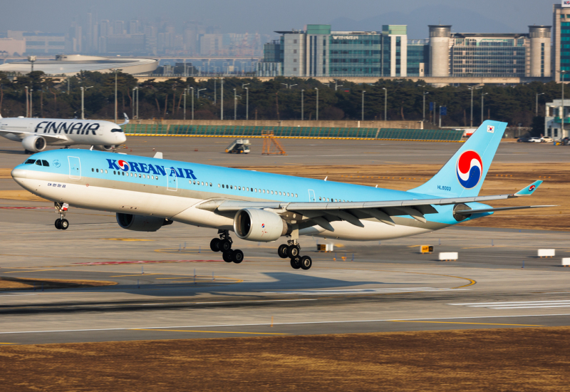 Photo of HL8003 - Korean Air Airbus A330-300 at ICN on AeroXplorer Aviation Database